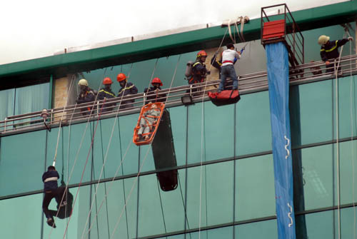 Dây cứu người thoát hiểm