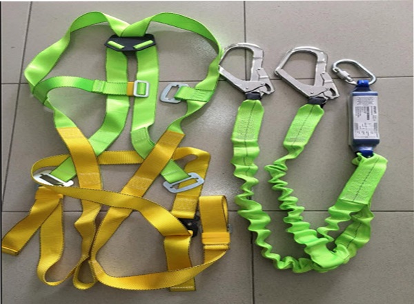 dây an toàn toàn thân Everest 2 móc lớn
