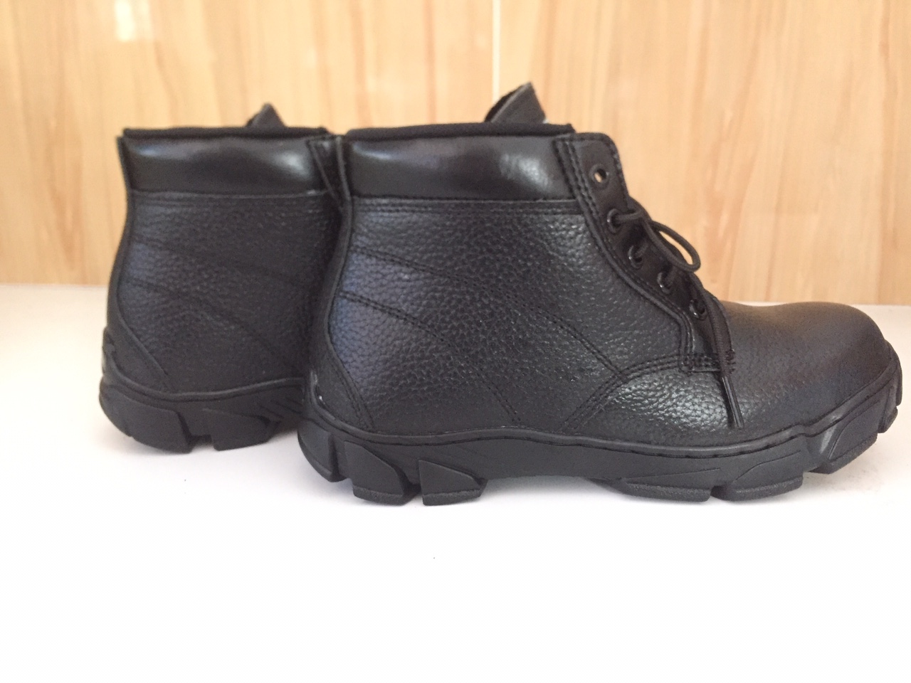 giày bảo hộ Ut boot 6 inch