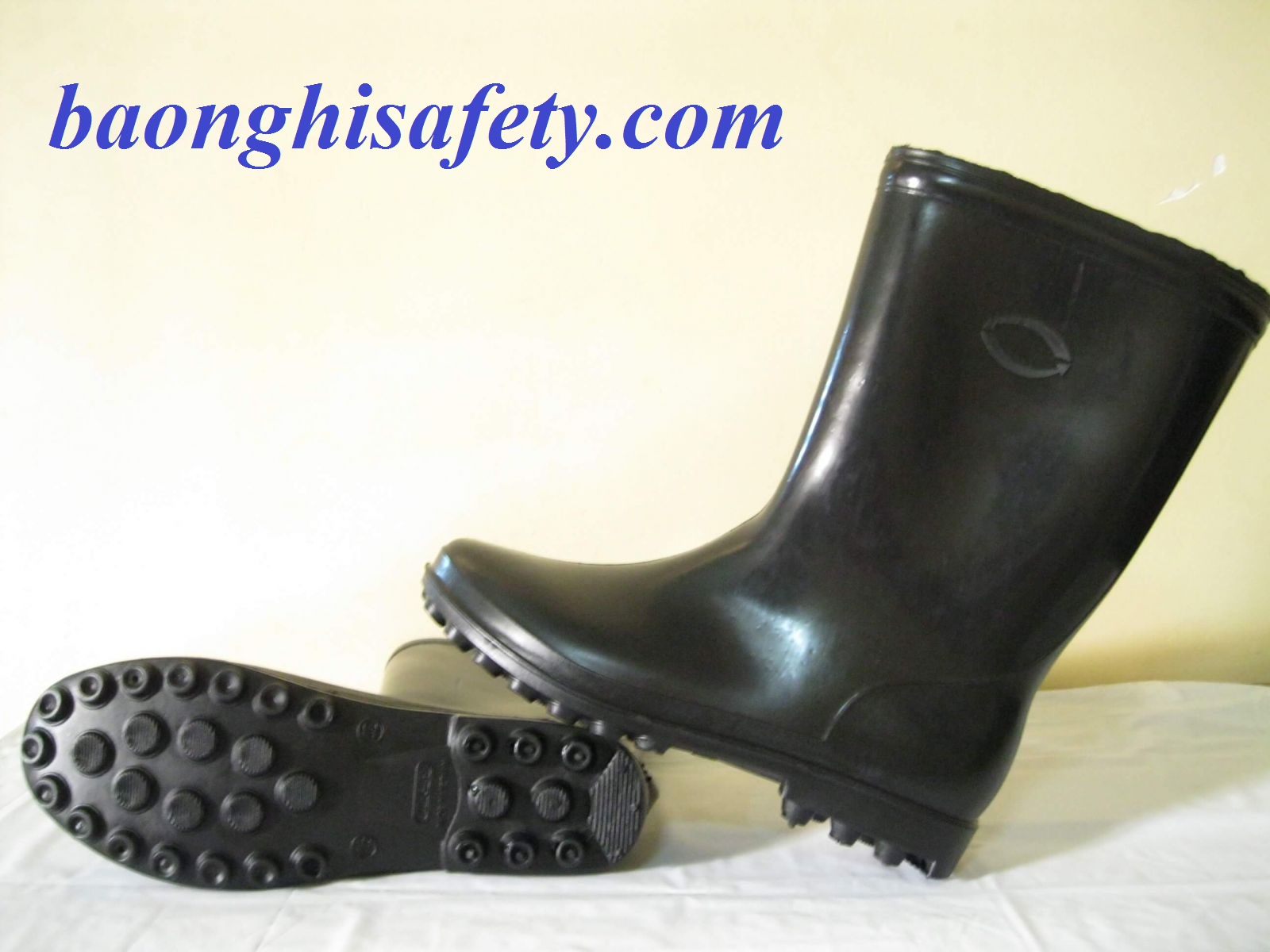 ủng cao đế hột tgp đen UT011