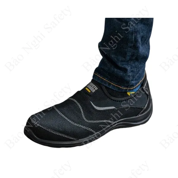 GIÀY CHỐNG TRƯỢT THOÁNG KHÍ YUKON S1P