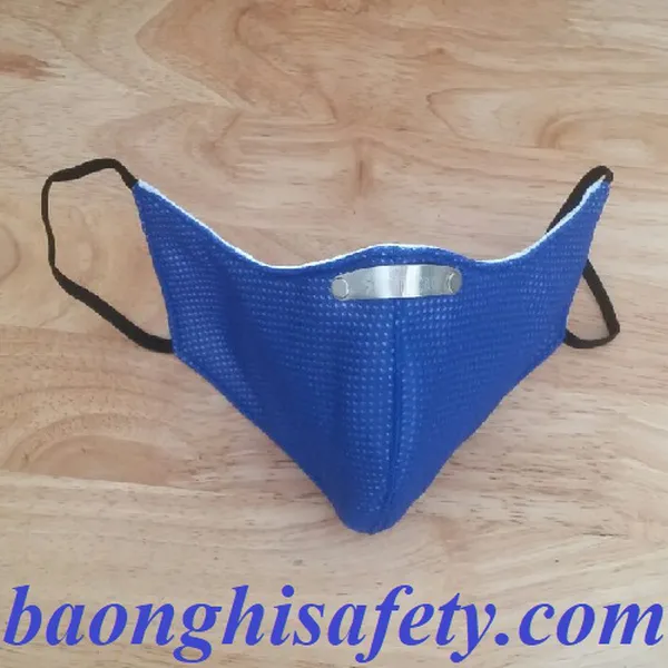 KHẨU TRANG THAN HOẠT TÍNH  3 LỚP SAVITECH