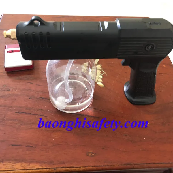 THIẾT BỊ PHUN KHỬ KHUẨN CÓ TIA UV
