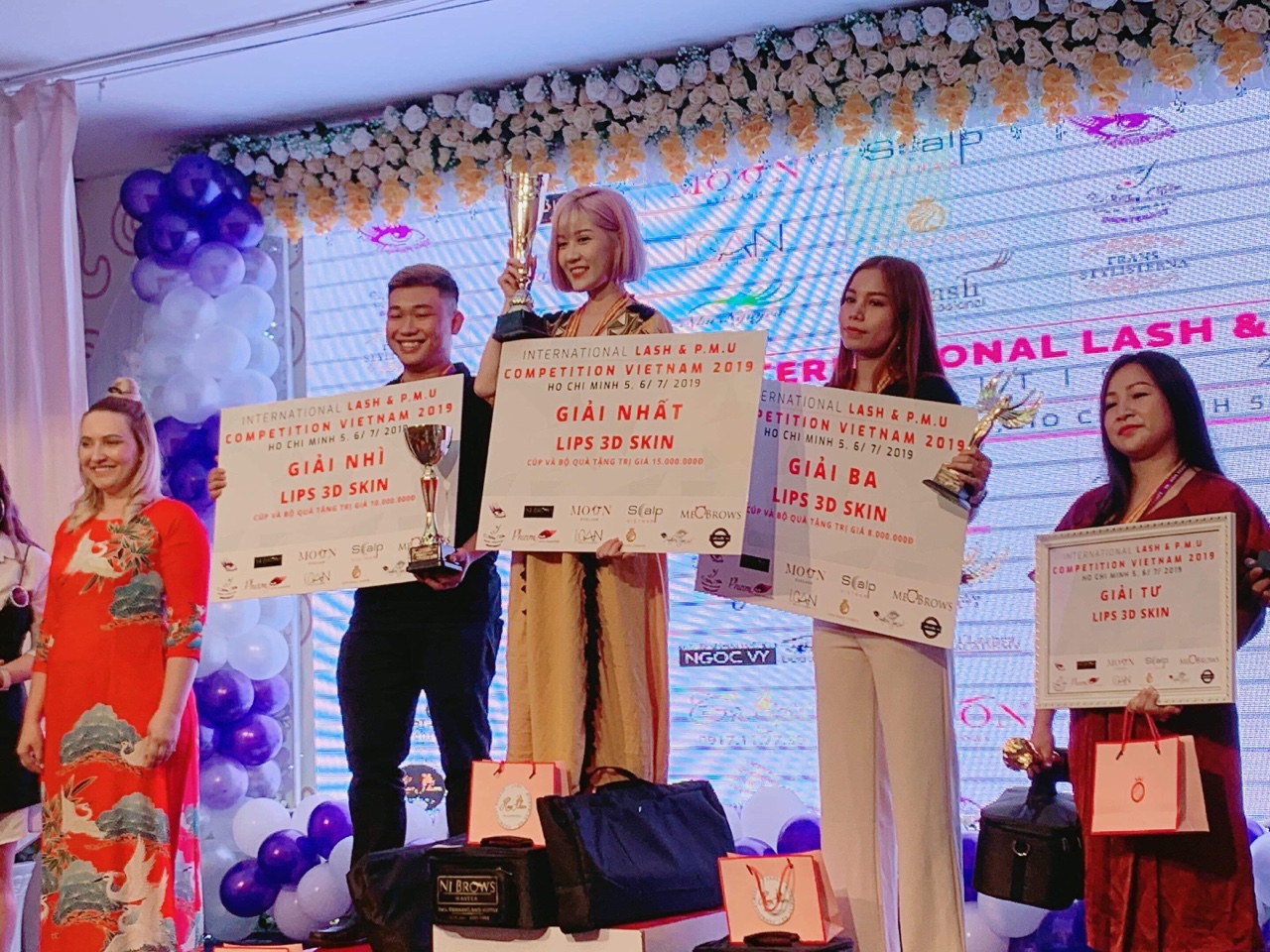 Giảng viên phun xăm Trâm Anh tại Hani đạt giải thưởng Quốc Tế