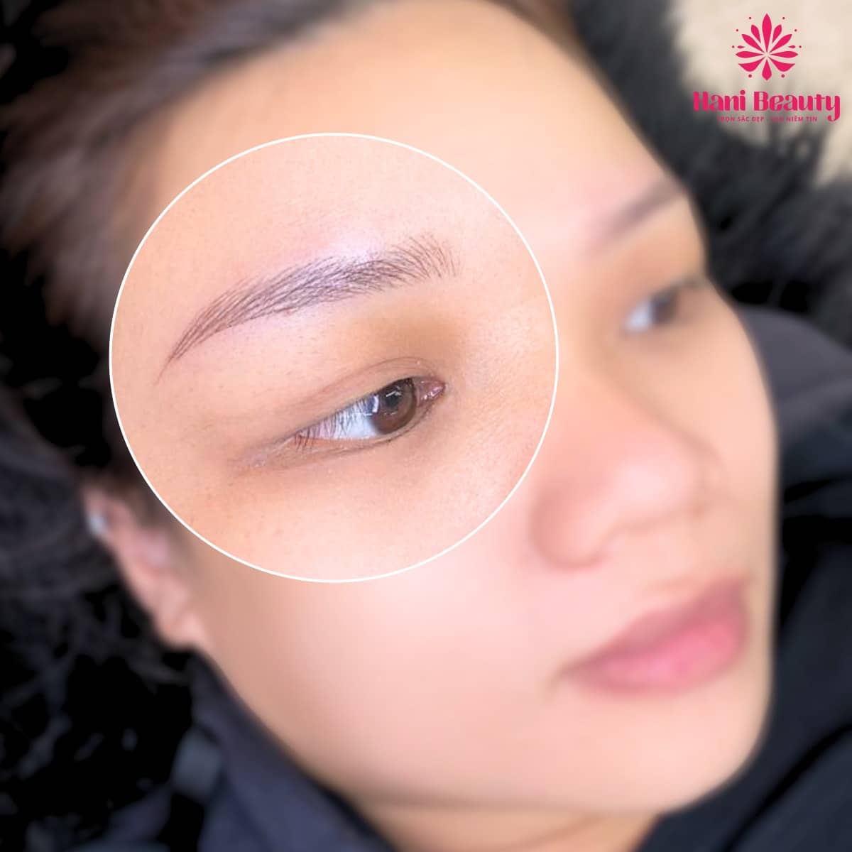 Học Hairstroke cho người mới tại Hani Beauty: lộ trình dễ hiểu, thực hành nhanh, hỗ trợ trọn đời và mở cơ hội nghề nghiệp.