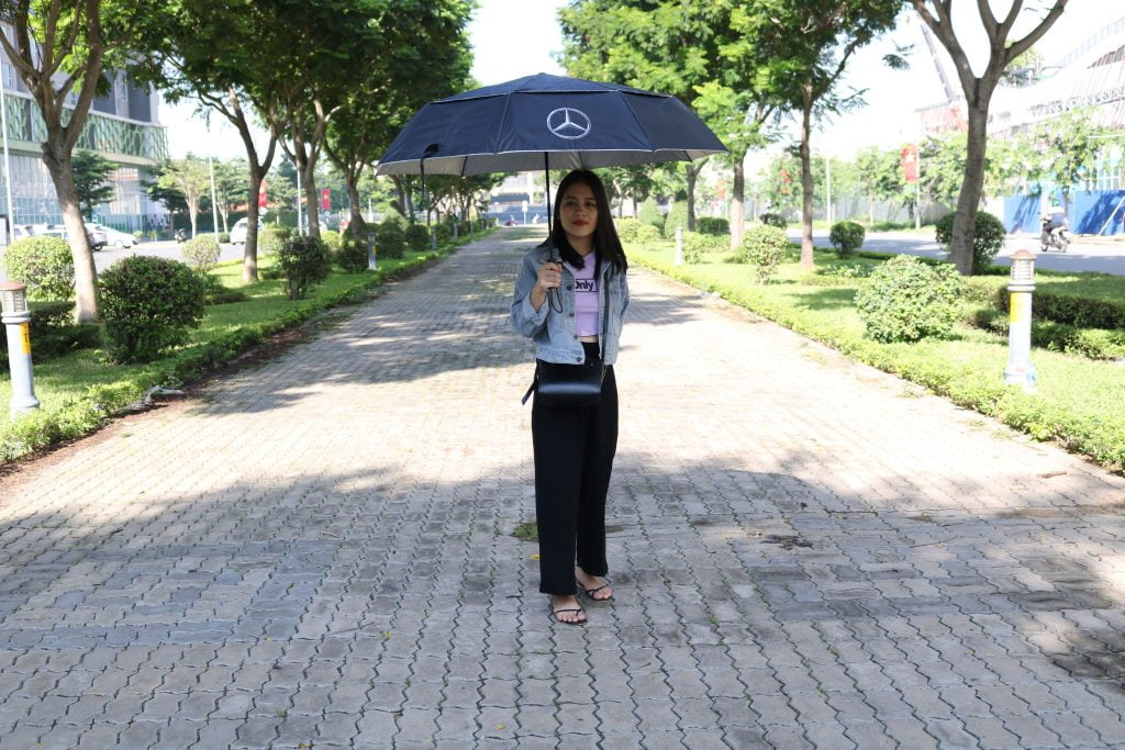 DÙ CẦM TAY TỰ ĐỘNG GẤP 3