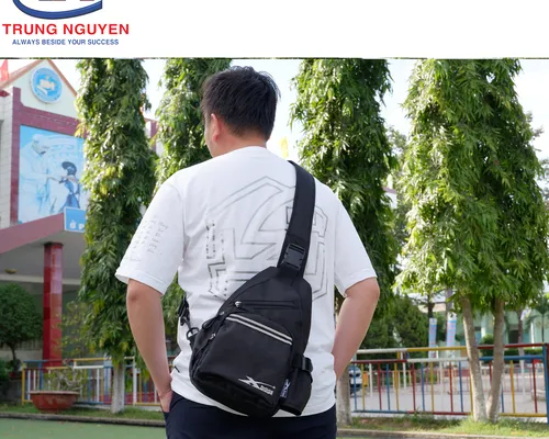 Túi đeo chéo đựng ipad. Balodep.shop|CHUYÊN BALO-TÚI XÁCH ĐẸP Túi đeo chéo đựng ipad. Balodep.shop|CHUYÊN BALO-TÚI XÁCH ĐẸP