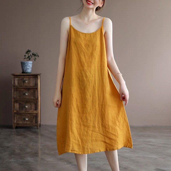 Gợi ý mẫu trang phục mùa hè sử dụng vải linen vàng