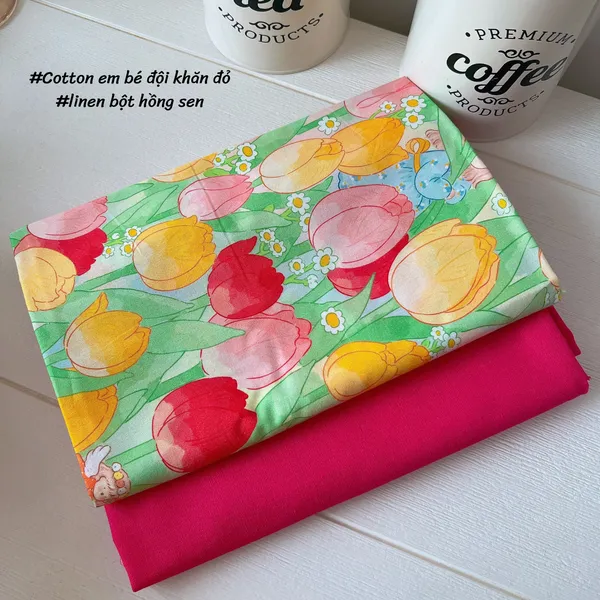 Cotton em bé đội khăn đỏ