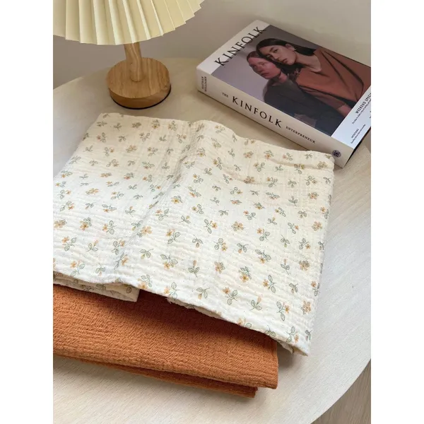 MUSLIN HỌA TIẾT HOA NHỤY NÂU