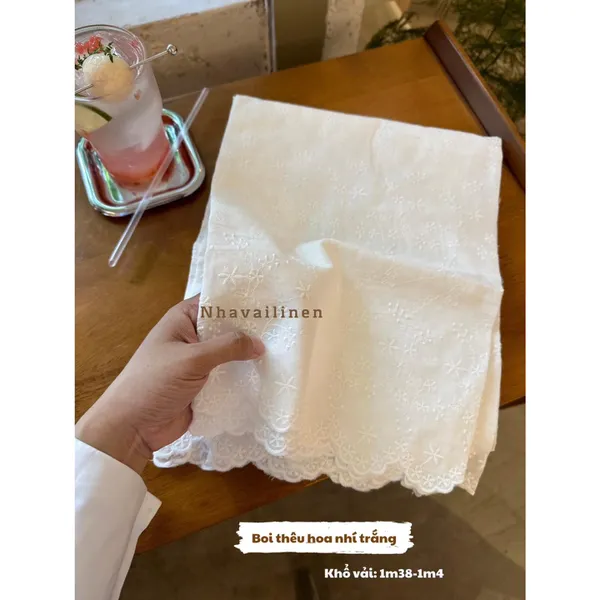 Vải Boi Thêu Hoạ Tiết Hoa Nhí Trắng Mỏng Nhẹ, Sang Trọng 