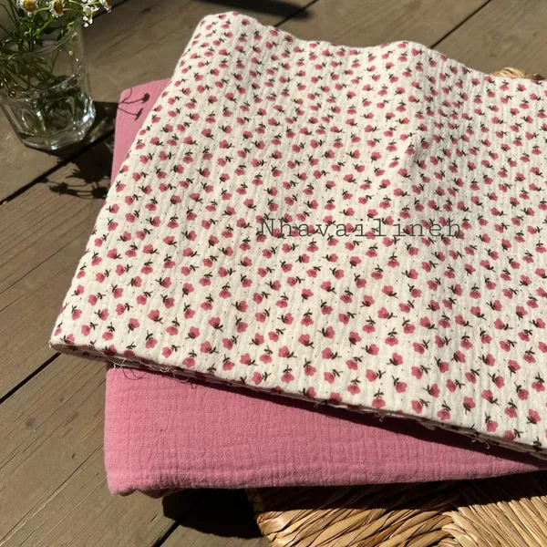 Vải xô muslin cao cấp 2 lớp hoạ tiết hoa nhuỵ hồng