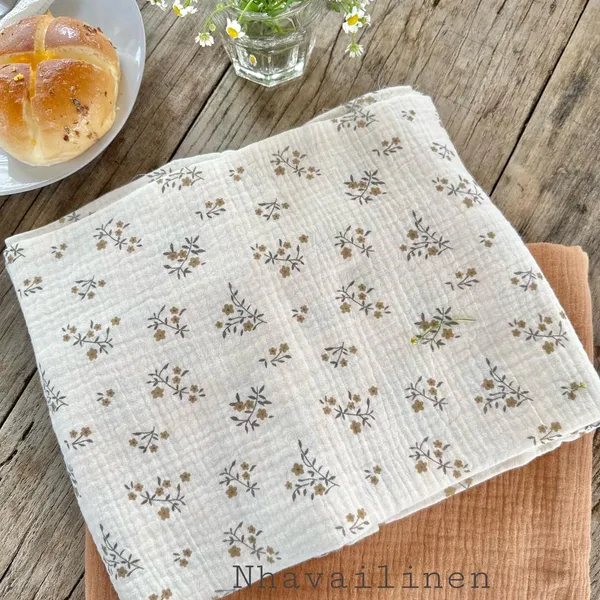 Vải xô muslin cao cấp 2 lớp hoạ tiết hoa dây nâu