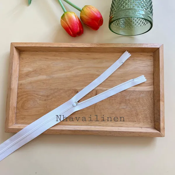 Dây kéo màu trắng, đầu bọc nhựa an toàn cho trẻ em