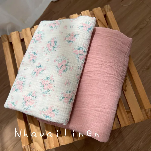 Vải xô muslin cao cấp 2 lớp hoạ tiết 3 hoa hồng