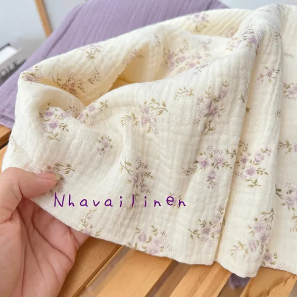 Vải xô muslin cao cấp 2 lớp hoạ tiết cành hoa tím