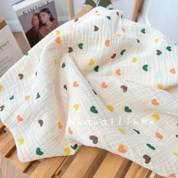 Vải xô muslin cao cấp 2 lớp hoạ tiết trái tim tứ sắc
