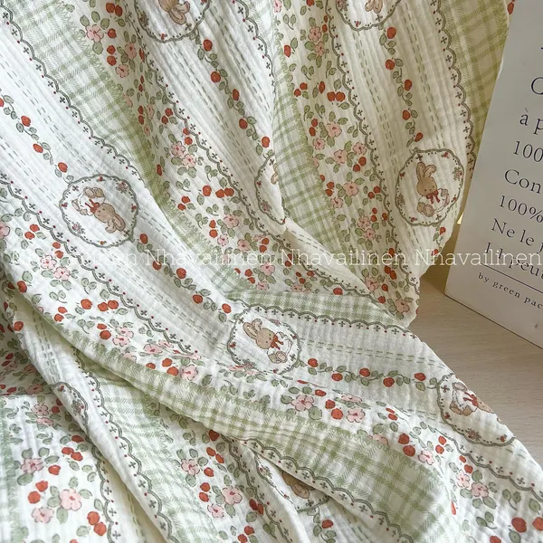 Xô muslin cao cấp 2 lớp hoạ tiết thỏ hoa dây