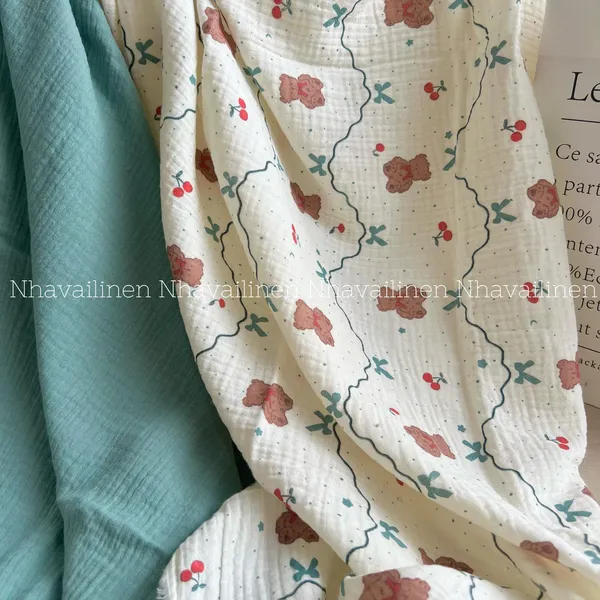 Xô muslin cao cấp 2 lớp hoạ tiết cherry gấu nâu