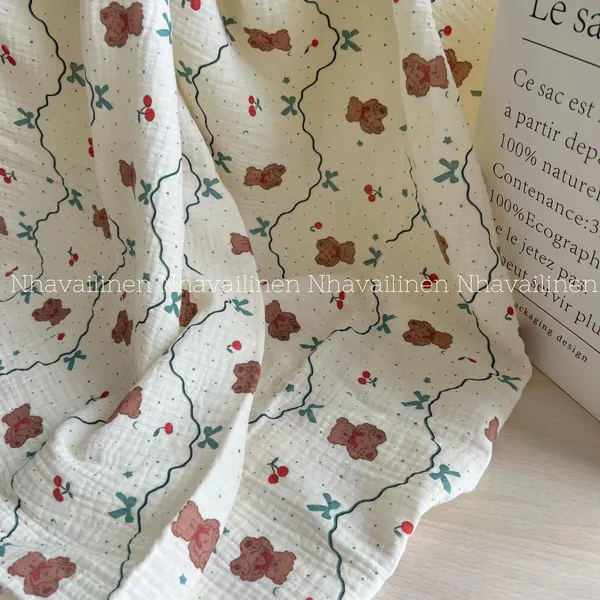 Xô muslin cao cấp 2 lớp hoạ tiết cherry gấu nâu
