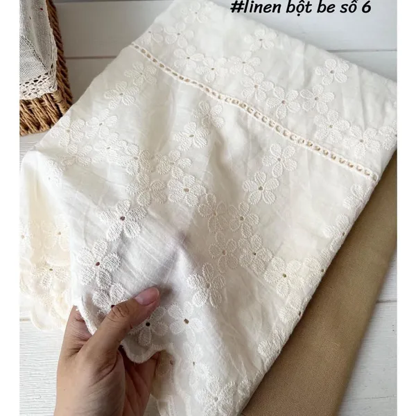 Vải boi thêu hoạ tiết hoa 5 cánh sang trọng