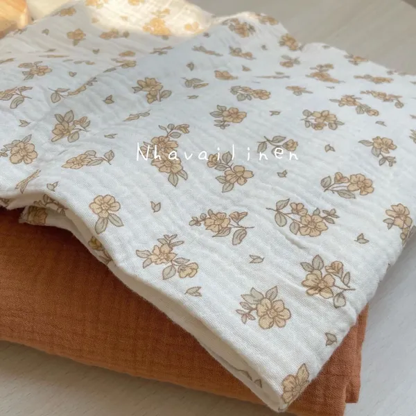 MUSLIN HỌA TIẾT HOA NÂU 5 CÁNH