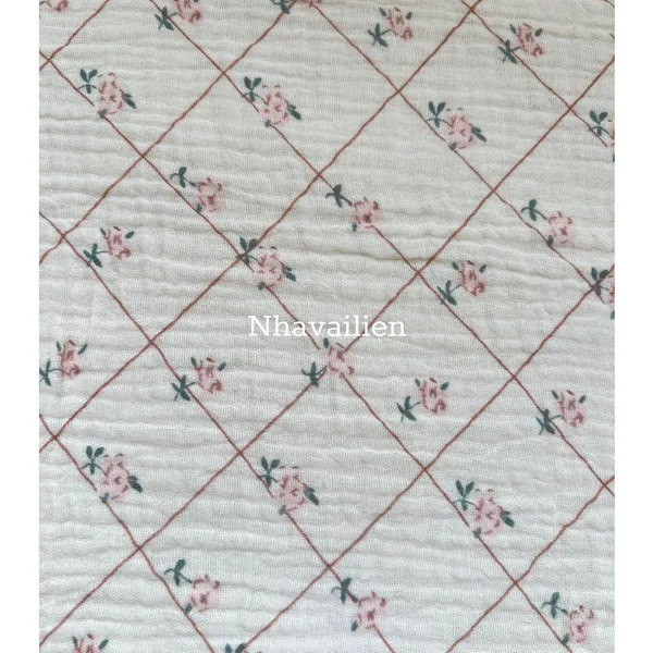 Muslin hoạ tiết hoa hồng sọc