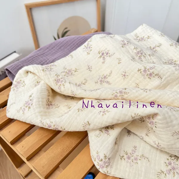 Vải xô muslin cao cấp 2 lớp hoạ tiết cành hoa tím