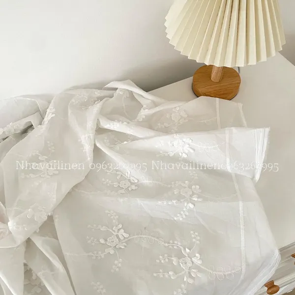 Vải boi thêu hoa mai dây