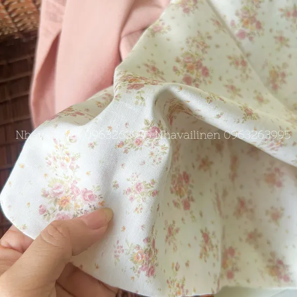 Vải cotton cao cấp hoạ tiết hoa trâm ổi