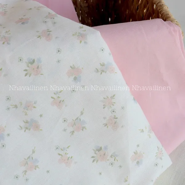 Vải cotton hoạ tiết hoa xanh hồng