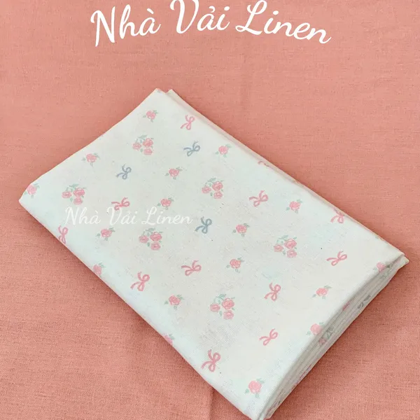 Vải Linen Bột Hoạ Tiết Nơ Xanh Hồng