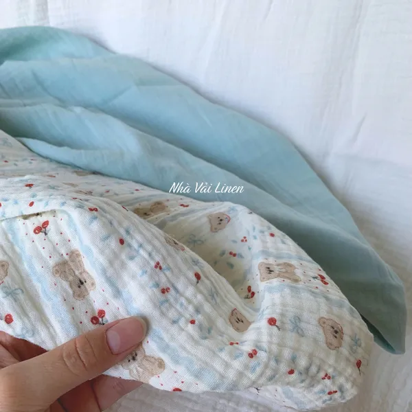 Xô muslin cao cấp 2 lớp hoạ tiết gấu nâu dây