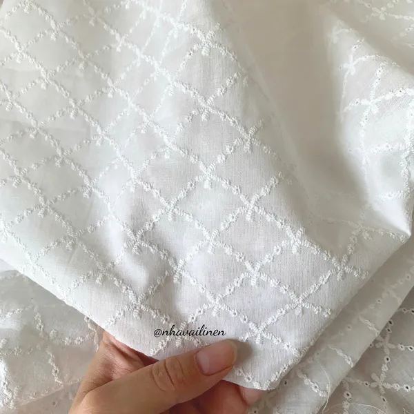 Vải boi thêu ô chéo