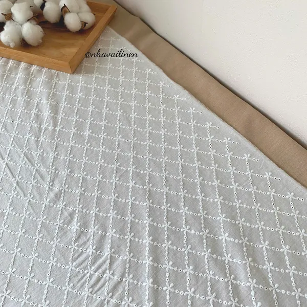 Vải boi thêu ô chéo