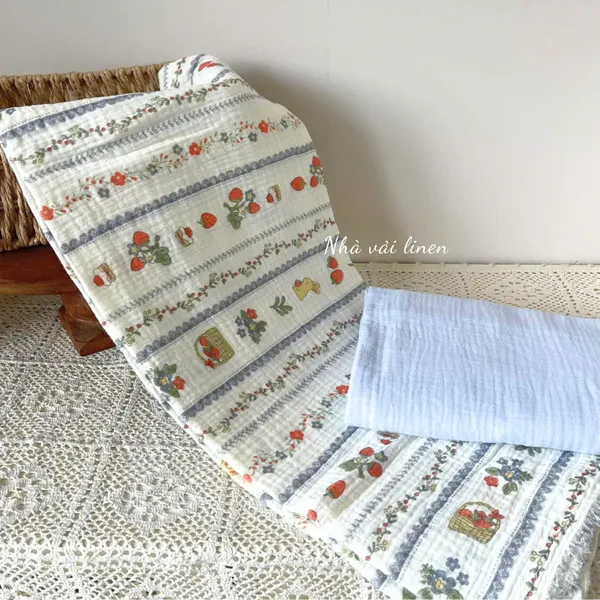Xô muslin cao cấp 2 lớp hoạ tiết vườn dâu