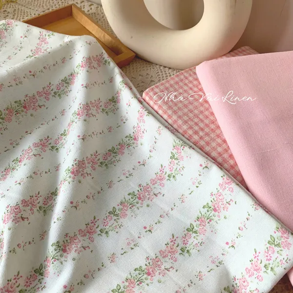 Vải linen bột hoa dây hồng