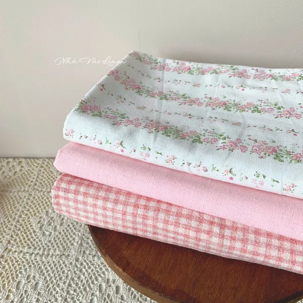 Vải linen bột hoa dây hồng