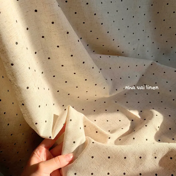 Vải linen xước chấm bi đen