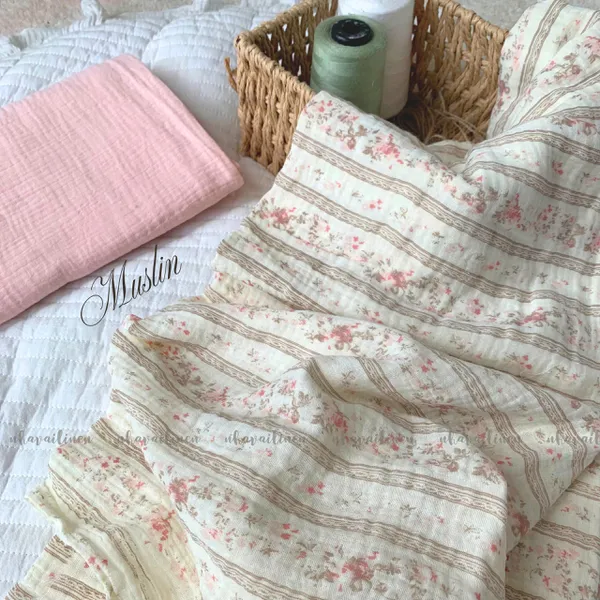 Xô muslin cao cấp 2 lớp hoạ tiết dây loang hồng
