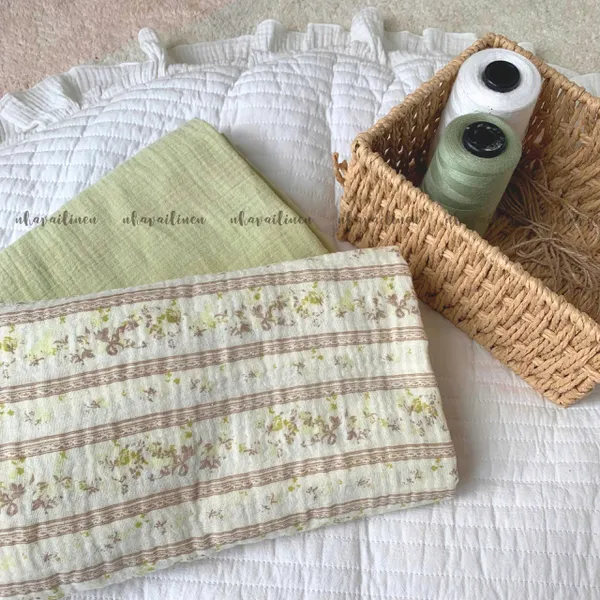 Xô muslin cao cấp 2 lớp hoạ tiết dây loang xanh