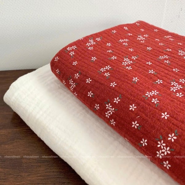 Xô muslin cao cấp 2 lớp hoạ tiết hoa mai trắng