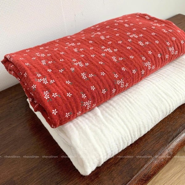 Xô muslin cao cấp 2 lớp hoạ tiết hoa mai trắng