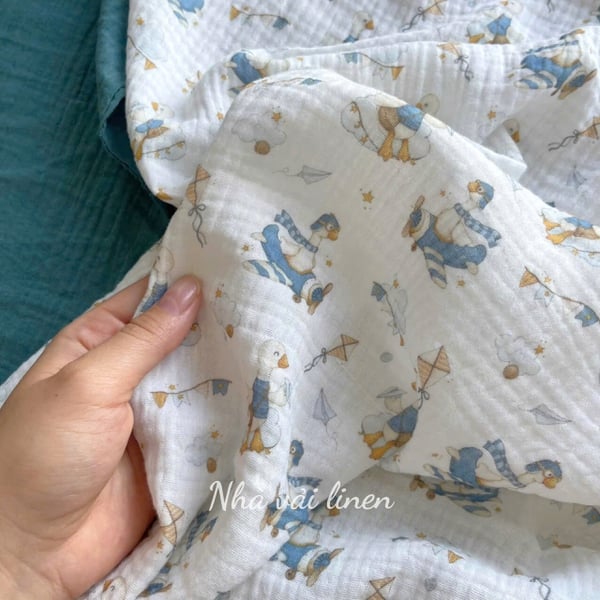 Xô muslin cao cấp 2 lớp hoạ tiết vịt xanh