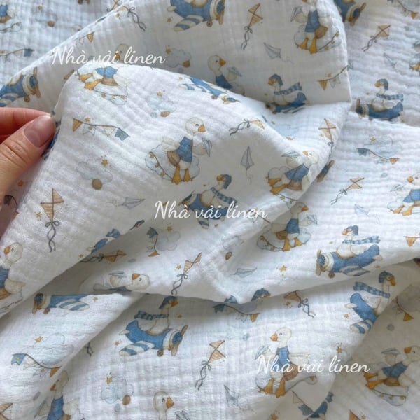 Xô muslin cao cấp 2 lớp hoạ tiết vịt xanh