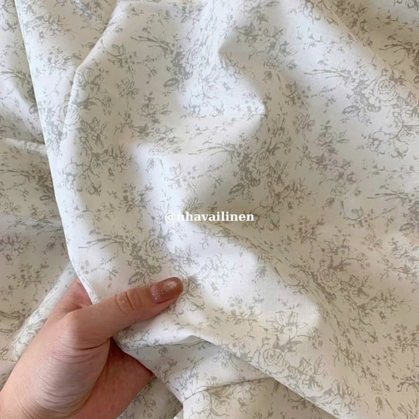 Vải cotton hoạ tiết rừng hoa dây xám