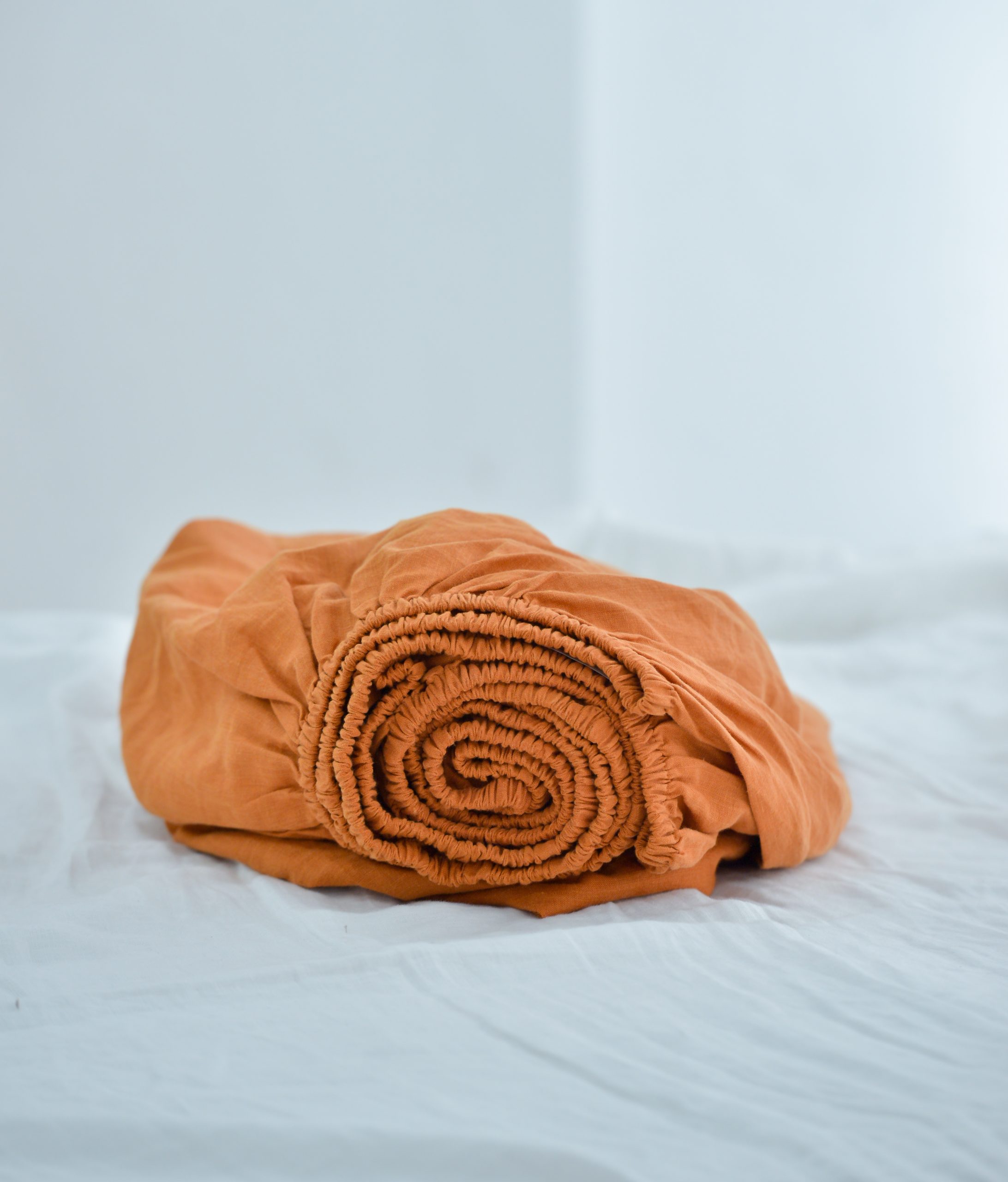 Vải linen Pháp được dùng phổ biến trong trang trí nội thất, nhất là may chăn ga hay vải bọc sofa Vải linen Pháp được dùng phổ biến trong trang trí nội thất, nhất là may chăn ga hay vải bọc sofa