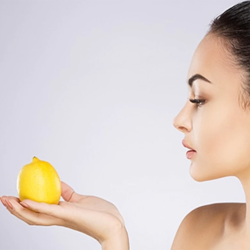 Cách dưỡng trắng da mùa hè bằng chanh vàng Cách dưỡng trắng da mùa hè bằng chanh vàng