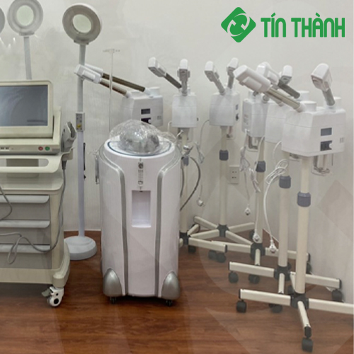 Tín Thành bàn giao Máy xông mặt 2 cần nóng lạnh cho Spa Tín Thành bàn giao Máy xông mặt 2 cần nóng lạnh cho Spa