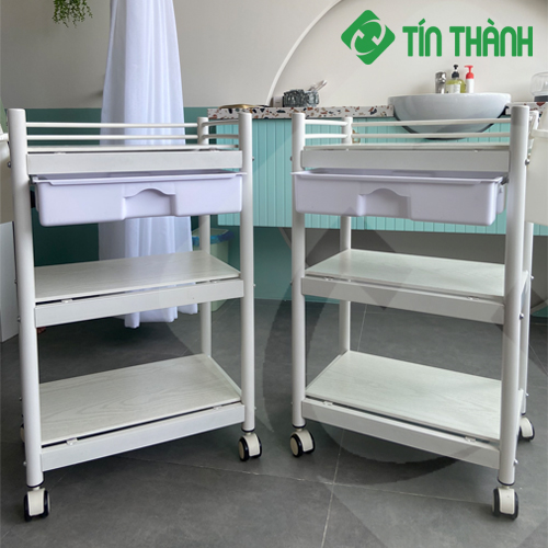 Sử dụng kệ để tối ưu không gian trong thiết kế spa nhỏ Sử dụng kệ để tối ưu không gian trong thiết kế spa nhỏ